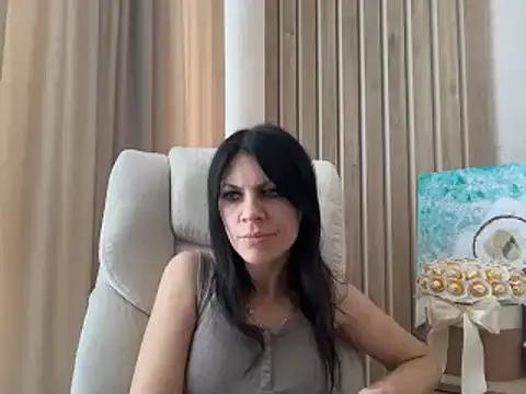 InjaAtHome Chat XXX live