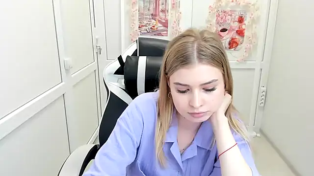 BrielleStorm's Live XXX Chat