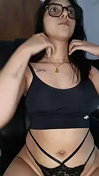 BarbieDarky Adlı Modelin Canlı XXX Sohbeti