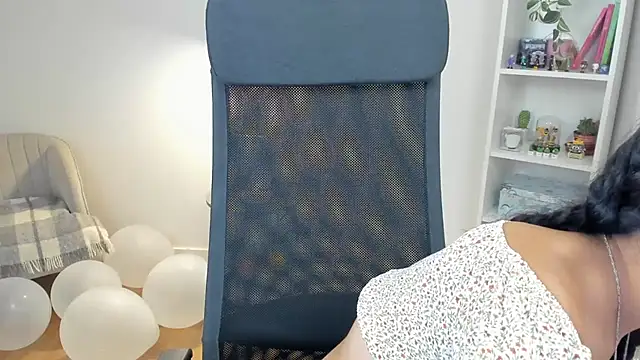 _BellaEvans_ Live XXX-chat