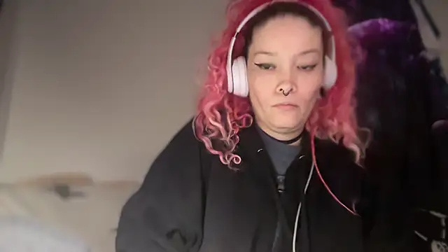 FRRANNKIE Adlı Modelin Canlı XXX Sohbeti