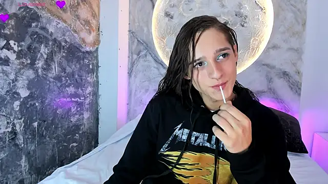 צ'אט XXX בשידור חי של CandyDance1_