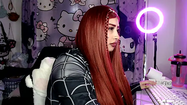 Chat XXX en directo de lussyevans24