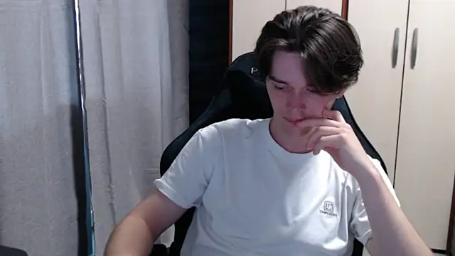 arthur___king Live XXX-chat