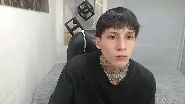 Cry_thereal Live XXX-Chat