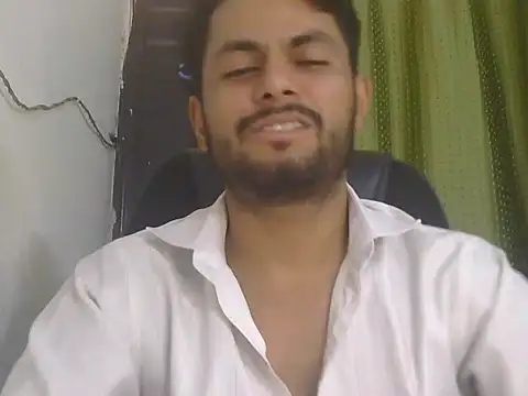 Stubborndesiboy Live XXX-chat