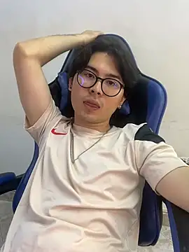 Czat XXX na żywo – _Tommy_7