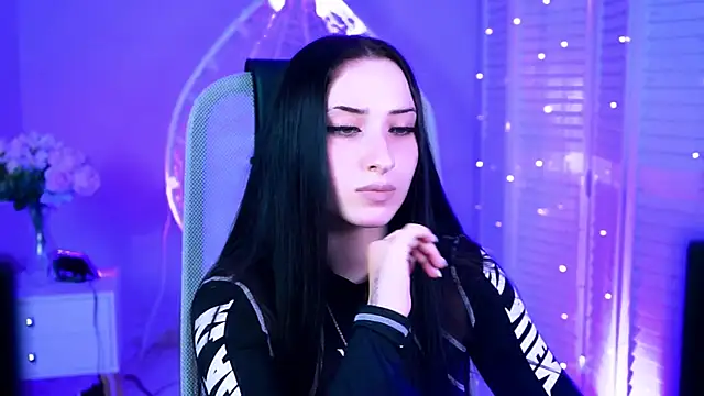 XXX chat uživo modela MonicaLowes