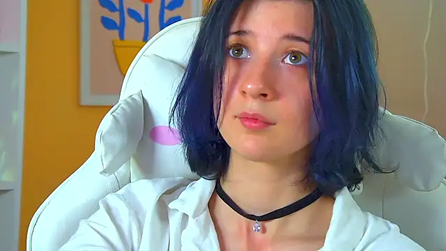 AnneAvelin Chat XXX in diretta