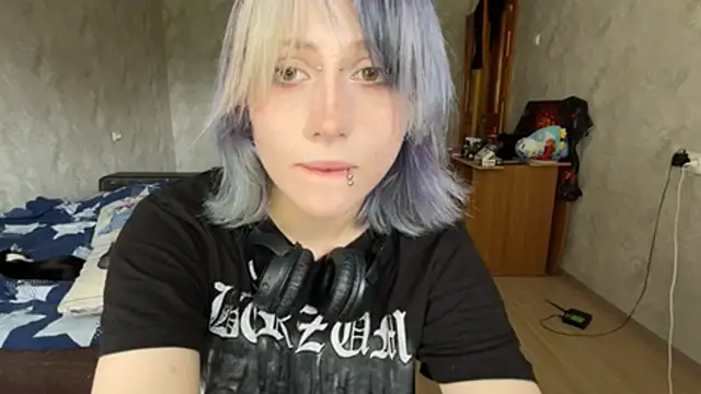 Shinecirtus22 Chat XXX in diretta