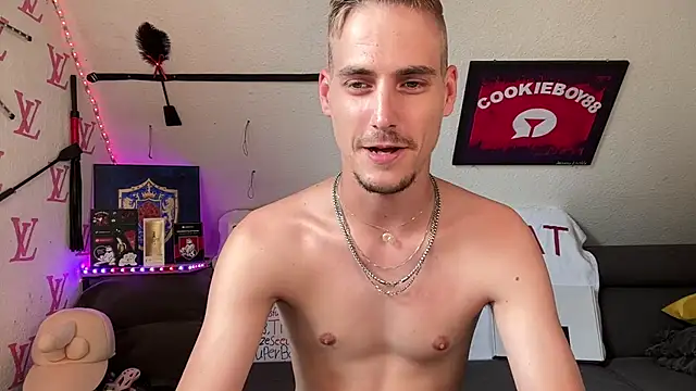 Cookieboy88: онлайн-секс-чат