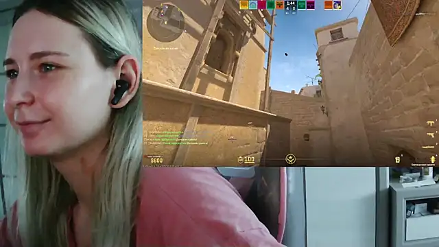 VladaLevine Chat XXX in diretta