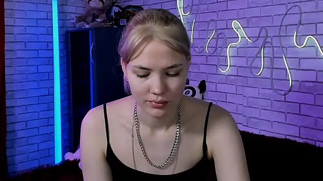 Milena_Stasym Chat XXX in diretta