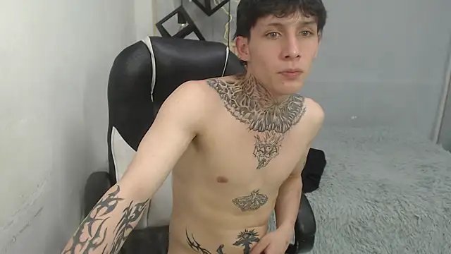 Chat XXX ao vivo de Cry_thereal