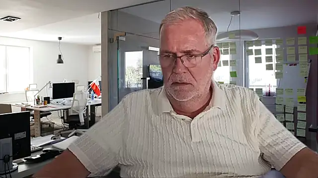 subbear1968 – Naživo XXX chat