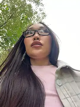 trytomakememoam's Live XXX Chat