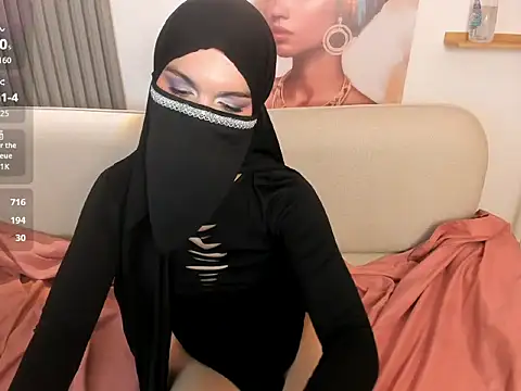 Candy_Noor élő XXX-chatje