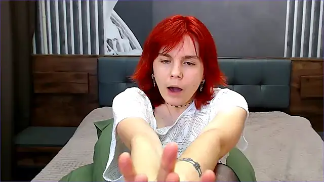 Avrora_Vance's Live XXX Chat