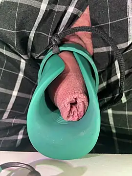 DaddysBigBello 现场XXX聊天