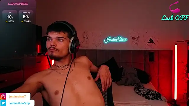 Chatroom XXX en direct de JordanShow