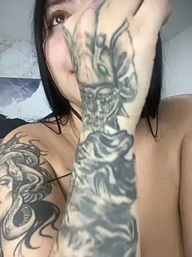Anhii_Ruiz's Live XXX Chat