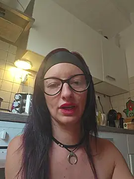 U_prolazu – Live XXX-chat