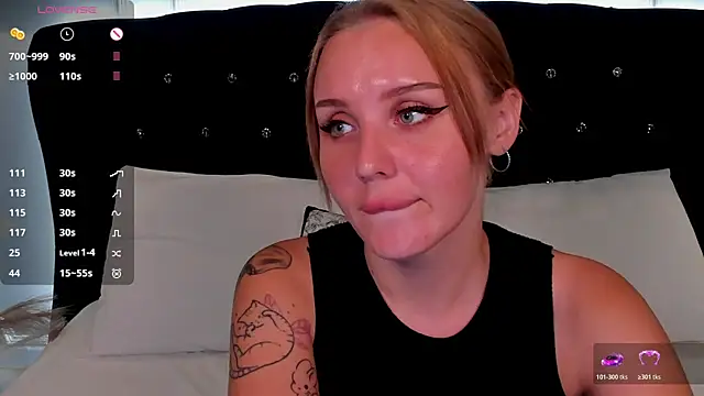 XXX chat uživo modela LianaFord