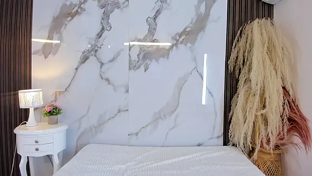hannahill69 Adlı Modelin Canlı XXX Sohbeti