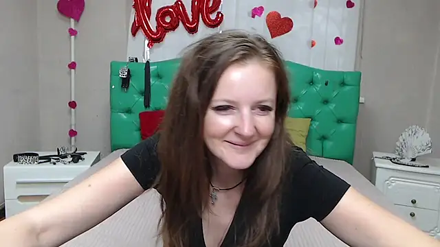 XXX chat uživo modela MeganPirs
