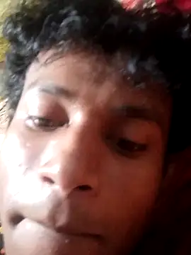 YourTeenBoy21 Adlı Modelin Canlı XXX Sohbeti