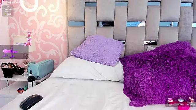XXX chat uživo modela Annie-Vanegas