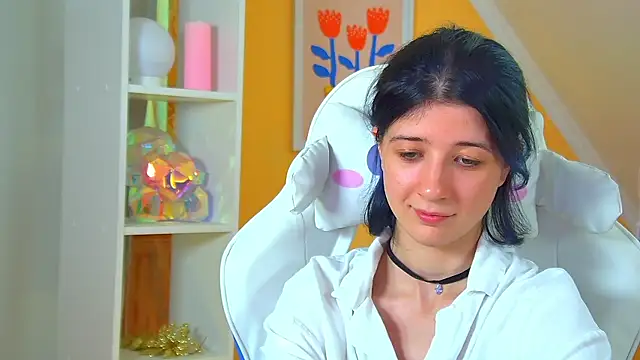 AnneAvelin Chat XXX in diretta