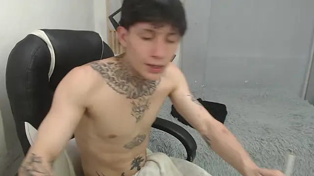 Chat +18 de Cry_thereal ao vivo