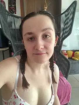 XXX chat uživo modela Ana_Delacour