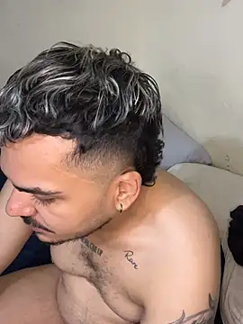 LatinBearX live XXX chat