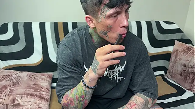 XXX chat uživo modela Anubisgods