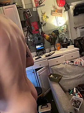 Twist_N_Tease élő XXX-chatje