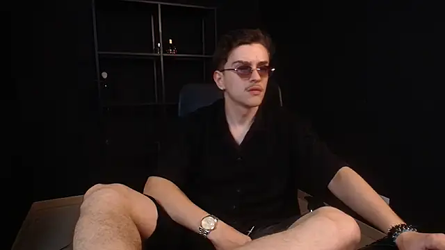 FelixStarkk Chat XXX in diretta
