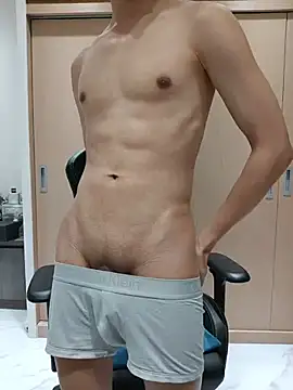 mochi8802 Adlı Modelin Canlı XXX Sohbeti