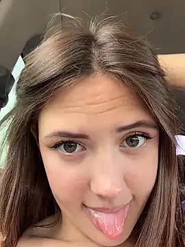 Živý XXX chat RubyRiot