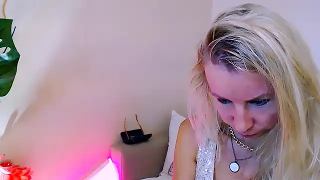 OLIVIA_CANDY 라이브 XXX 채팅