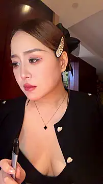 momoli60 现场XXX聊天