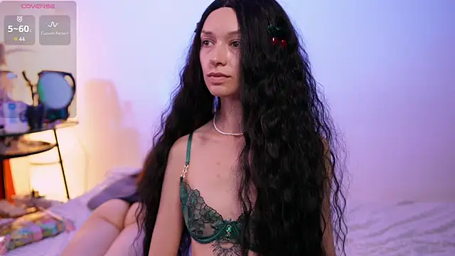 YourDarlingVivian's Live XXX Chat