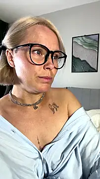 Charming_Daphny 라이브 XXX 채팅