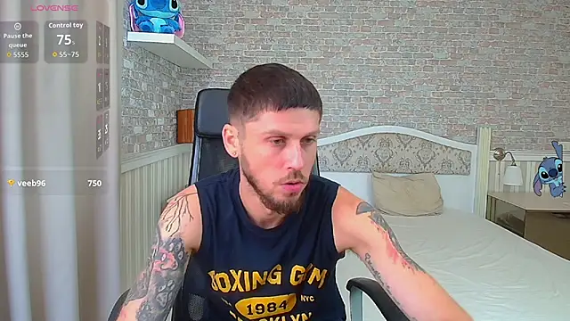 Živý XXX chat JonahShaw