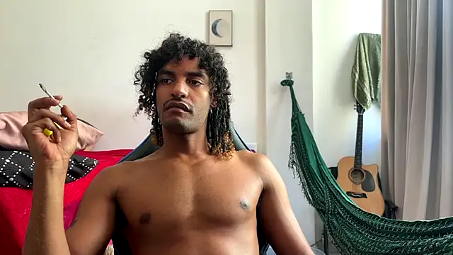 gerson173Hugo Adlı Modelin Canlı XXX Sohbeti