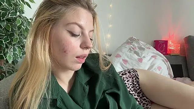 Fanny_Fresh 现场XXX聊天