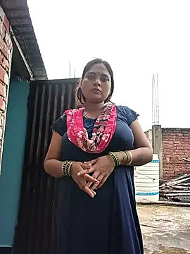 Yadav_Simran Adlı Modelin Canlı XXX Sohbeti