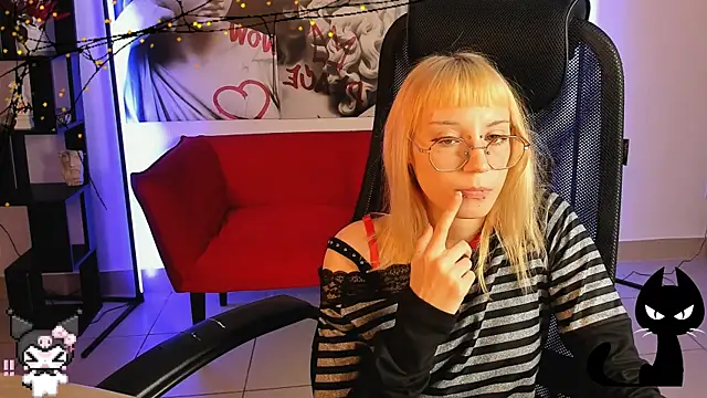 Czat XXX na żywo – ReminaMeow