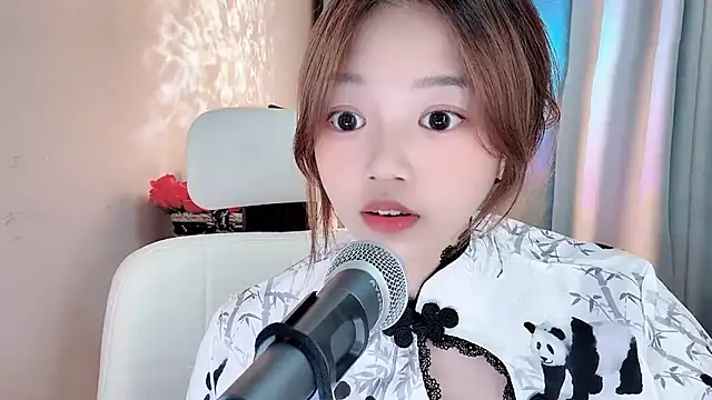Yany520のライブXXXチャット